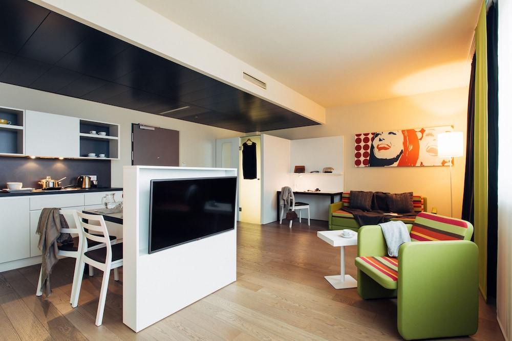 Harry'S Home Dornbirn Hotel & Apartments Экстерьер фото